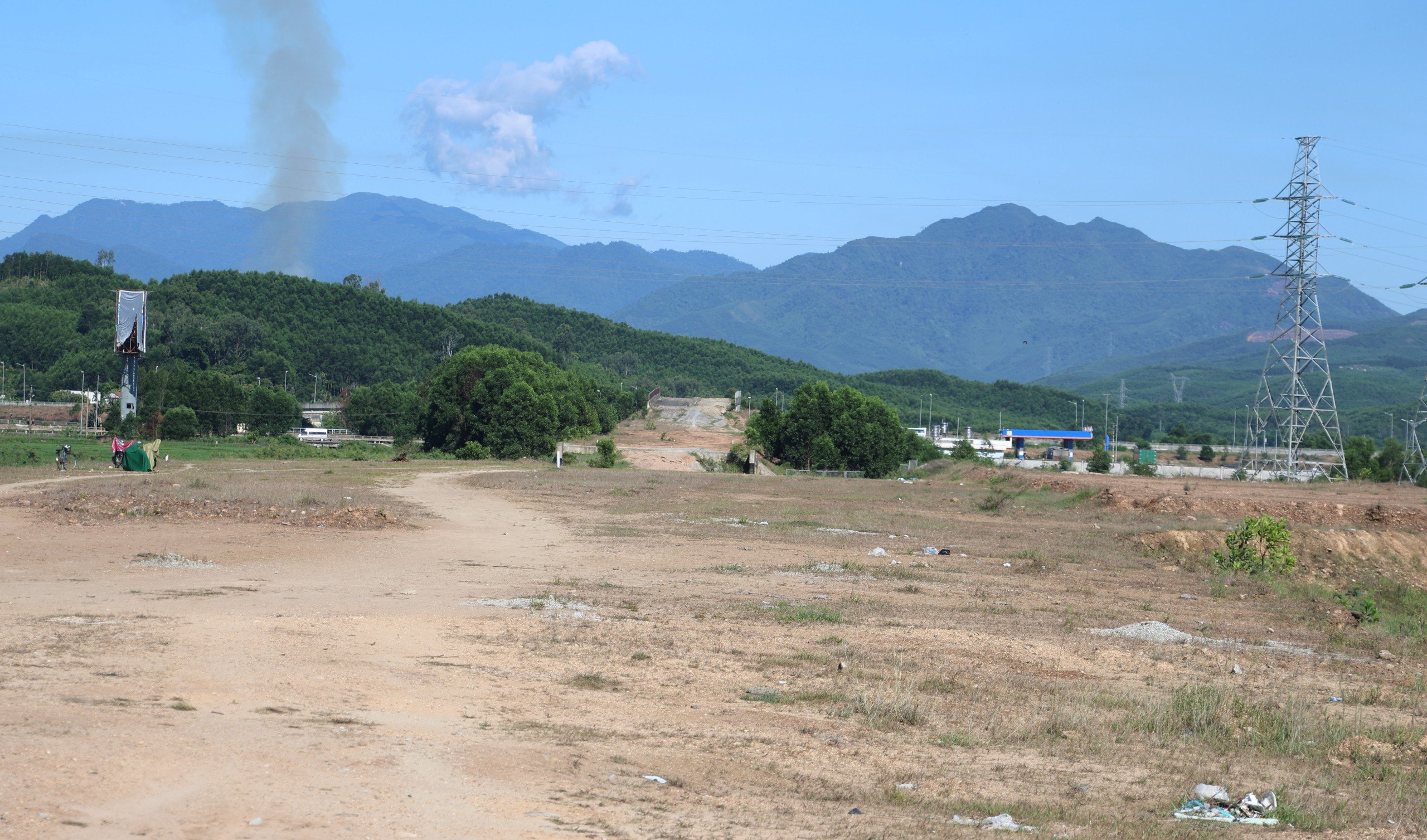 Gỡ vướng nút giao đường cao tốc Đà Nẵng - Quảng Ngãi: Phấn đấu thông nút đường Trì Bình - Dung Quất trong năm 2025- Ảnh 3.