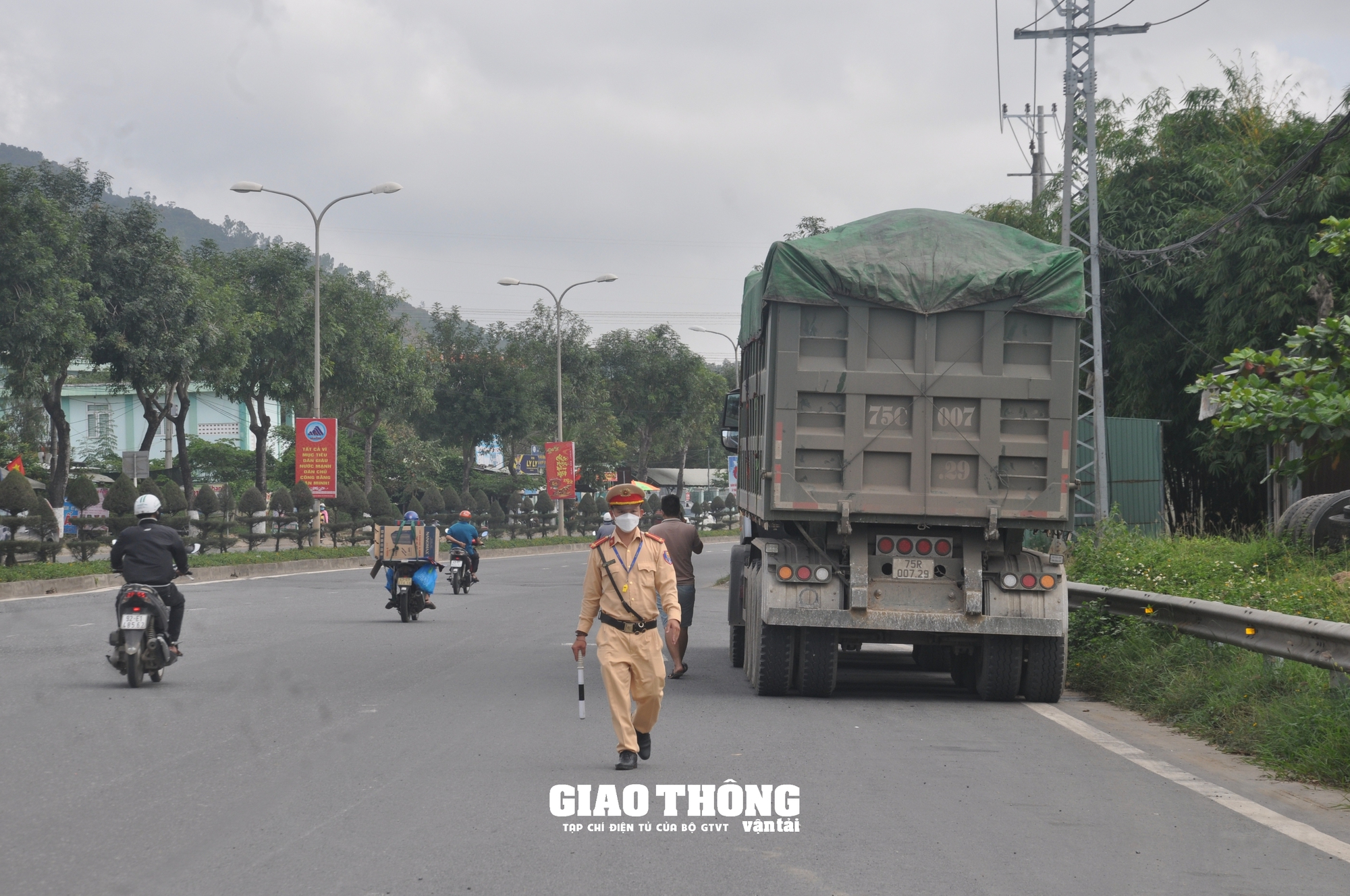 Đà Nẵng cấm ô tô tải, đầu kéo lưu thông, đảm bảo ATGT kỳ thi THPT Quốc gia 2024- Ảnh 1.