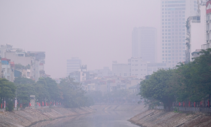 Cảnh báo ô nhiễm kim loại nặng trong bụi đường giao thông ở Việt Nam- Ảnh 2.