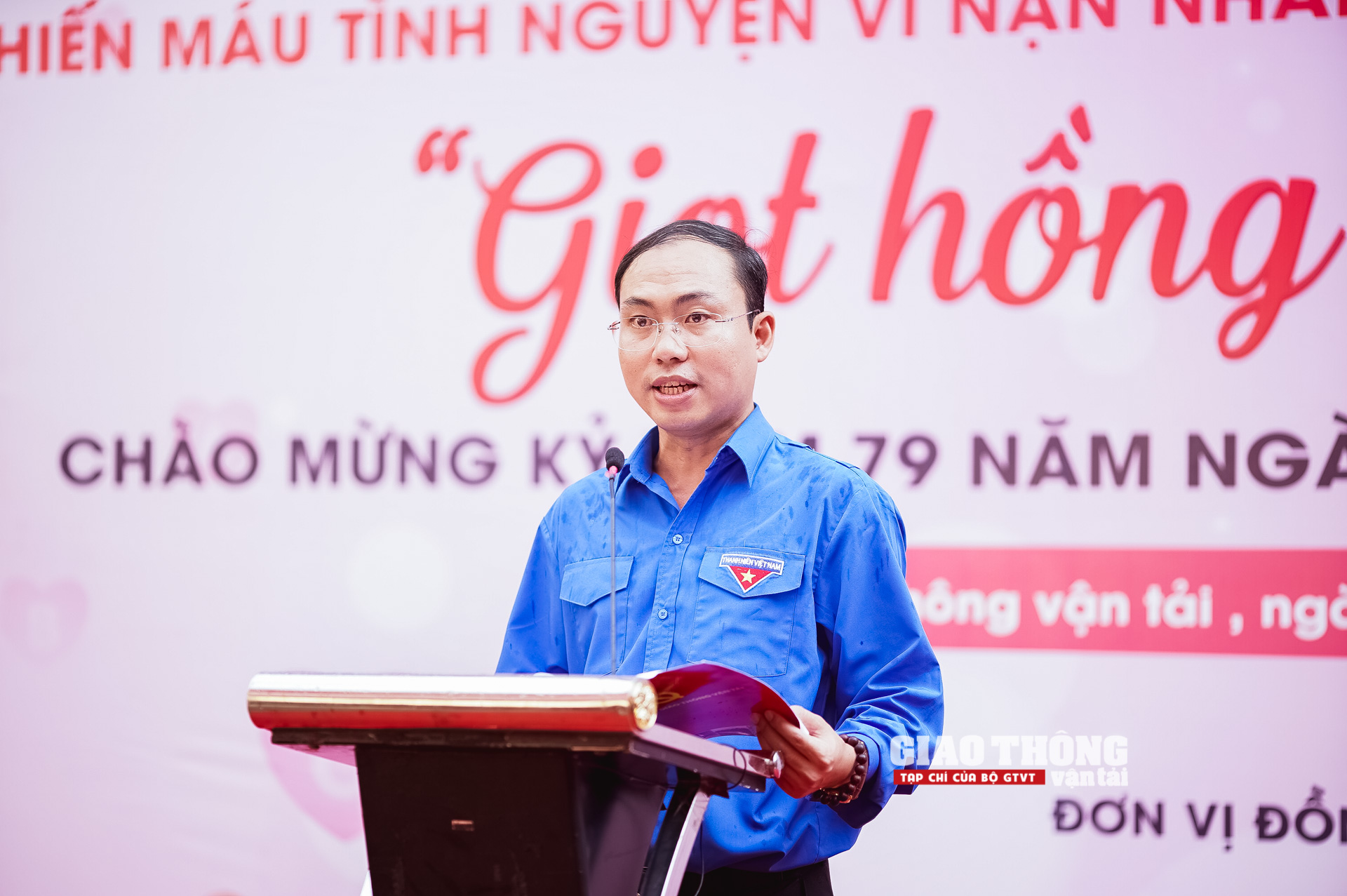 Bộ trưởng Nguyễn Văn Thắng hiến máu, kêu gọi toàn ngành chung tay vì cộng đồng và nạn nhân TNGT- Ảnh 17.