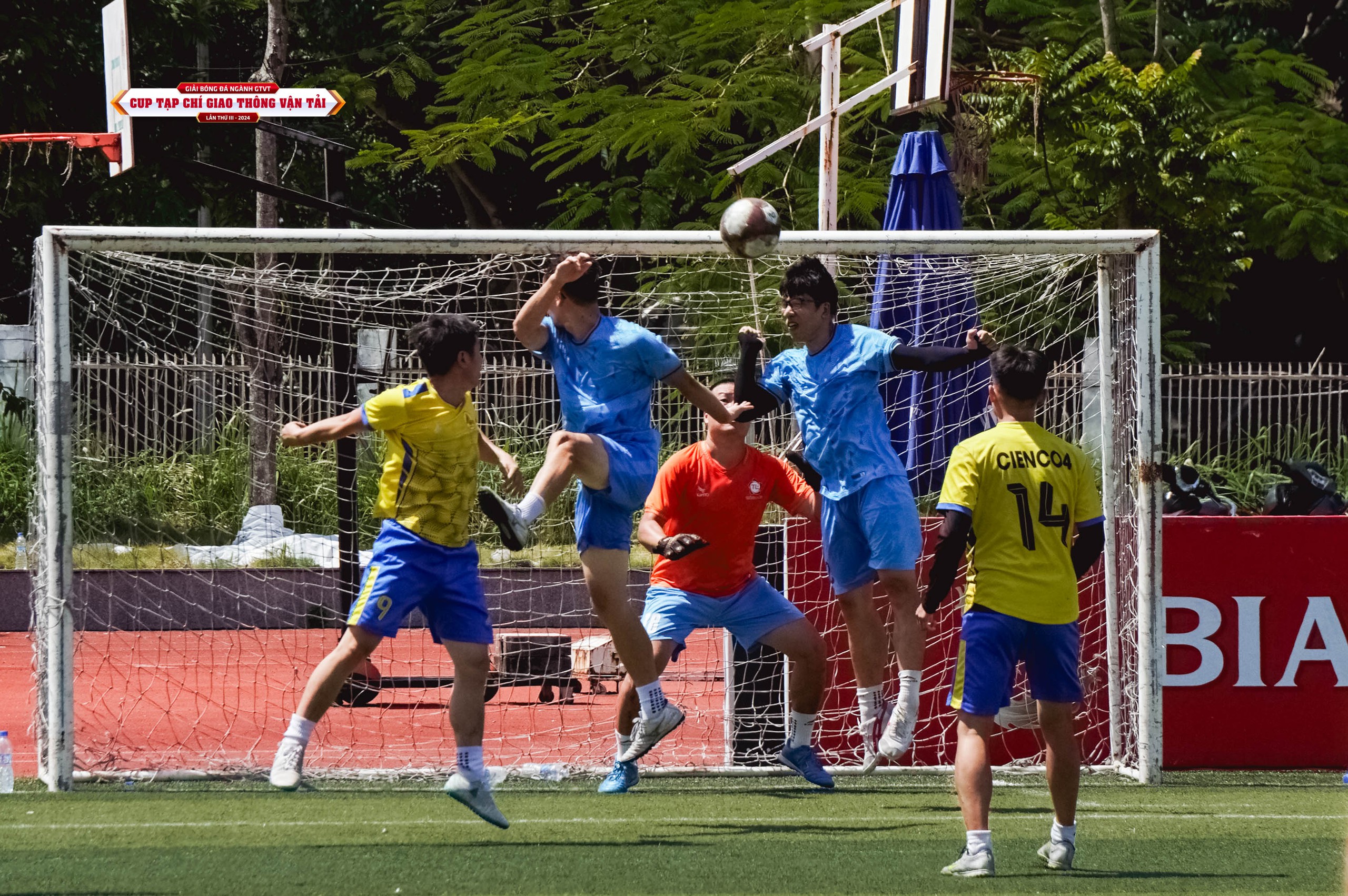 Chung kết Giải bóng đá ngành GTVT Cup Tạp chí GTVT năm 2024: Nam Anh - TCT Thăng Long- Ảnh 36.