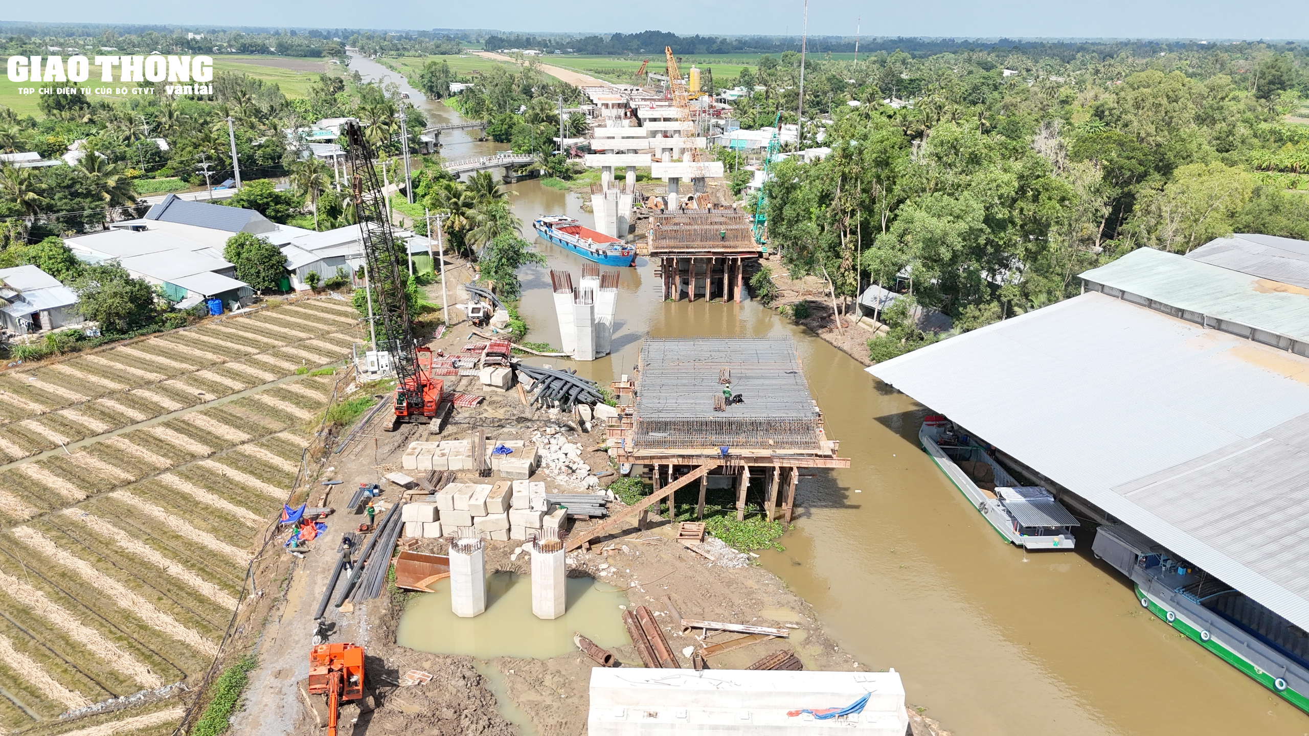 Tăng tốc thi công trên cao tốc Cần Thơ - Hậu Giang - Ảnh 5.