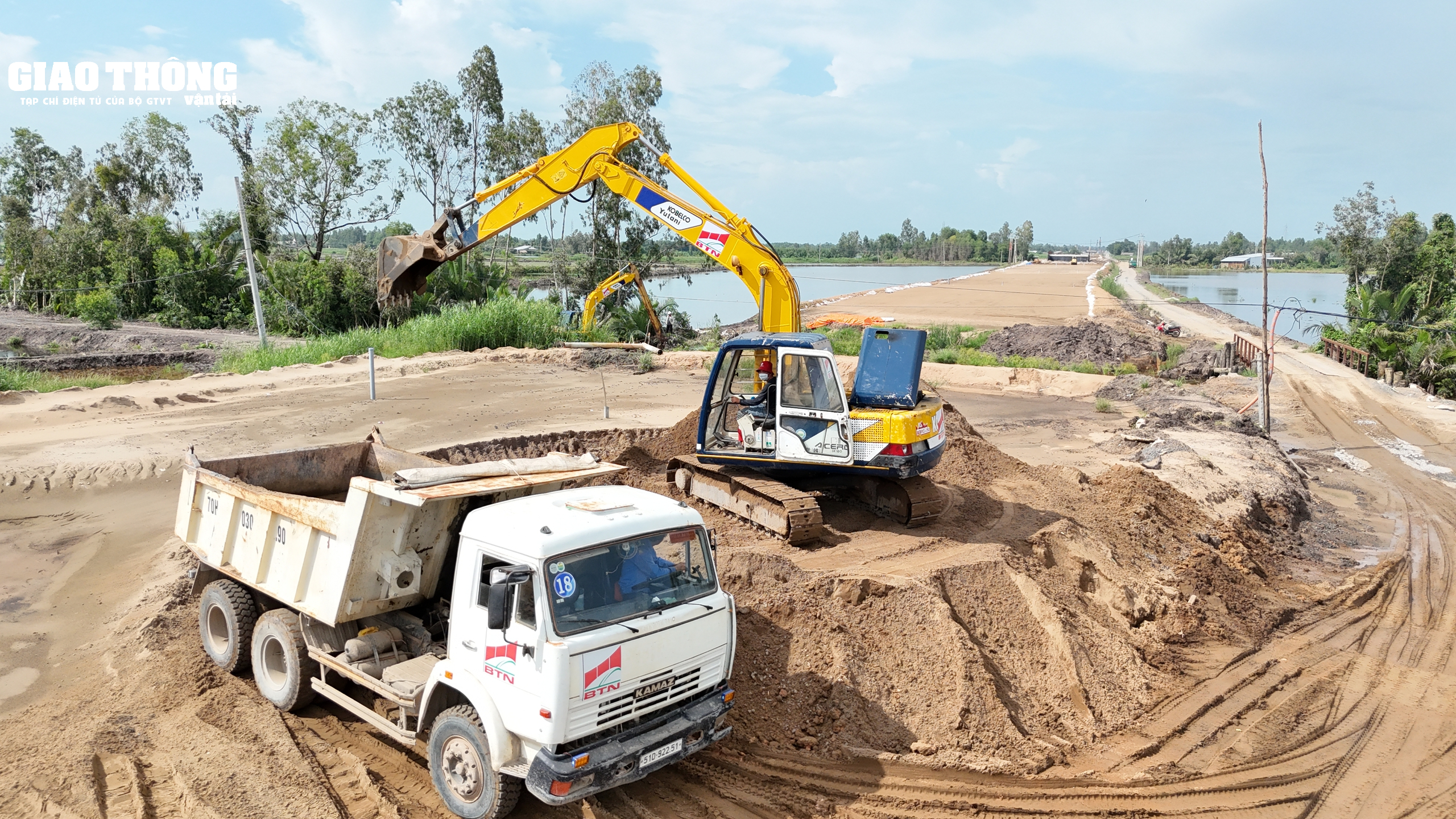  Lập tiến độ chi tiết từng tuần để thi công cao tốc Hậu Giang - Cà Mau - Ảnh 5.