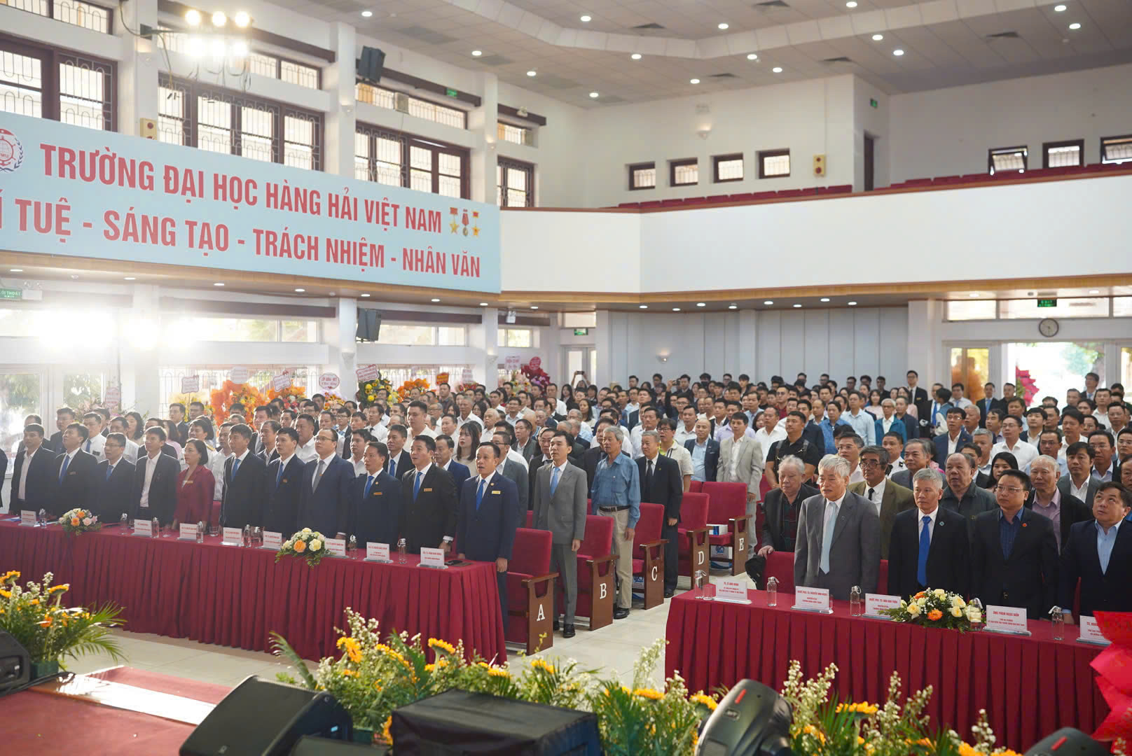 Khoa Công trình - Trường Đại học Hàng hải Việt Nam 60 năm chắp cánh những ước mơ- Ảnh 2.