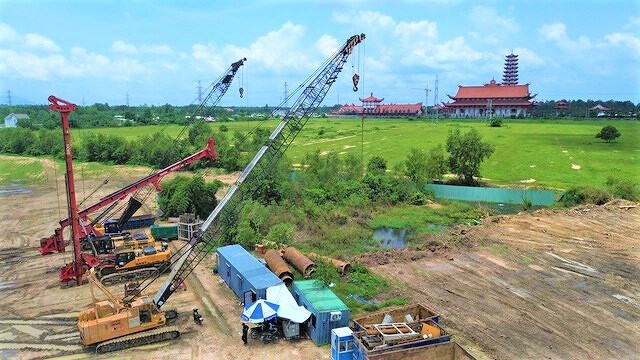 Chỉ đạo nóng gỡ vướng hai dự án cao tốc trọng điểm phía Nam - Ảnh 1.
