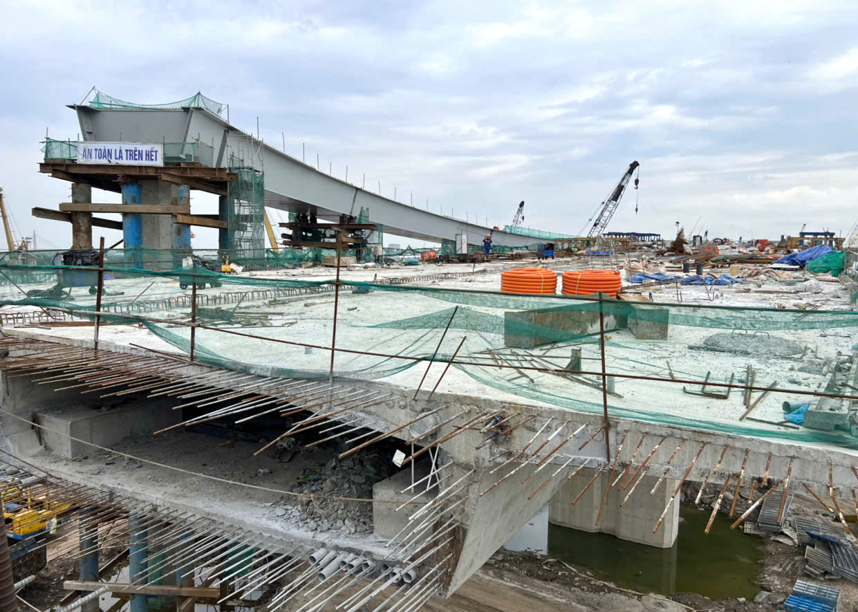 Thăng Long - dấu ấn nhà thầu chủ lực trên công trường  cầu Nguyễn Trãi (Hải Phòng)  - Ảnh 1.