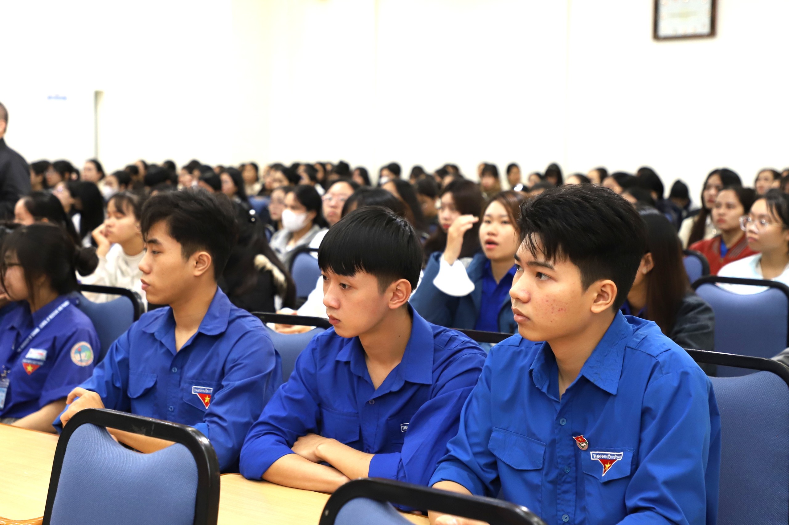 Đà Nẵng: Tưởng niệm các nạn nhân tử vong do tai nạn giao thông năm 2025- Ảnh 2. Đà Nẵng: Tưởng niệm các nạn nhân tử vong do tai nạn giao thông năm 2025- Ảnh 2.