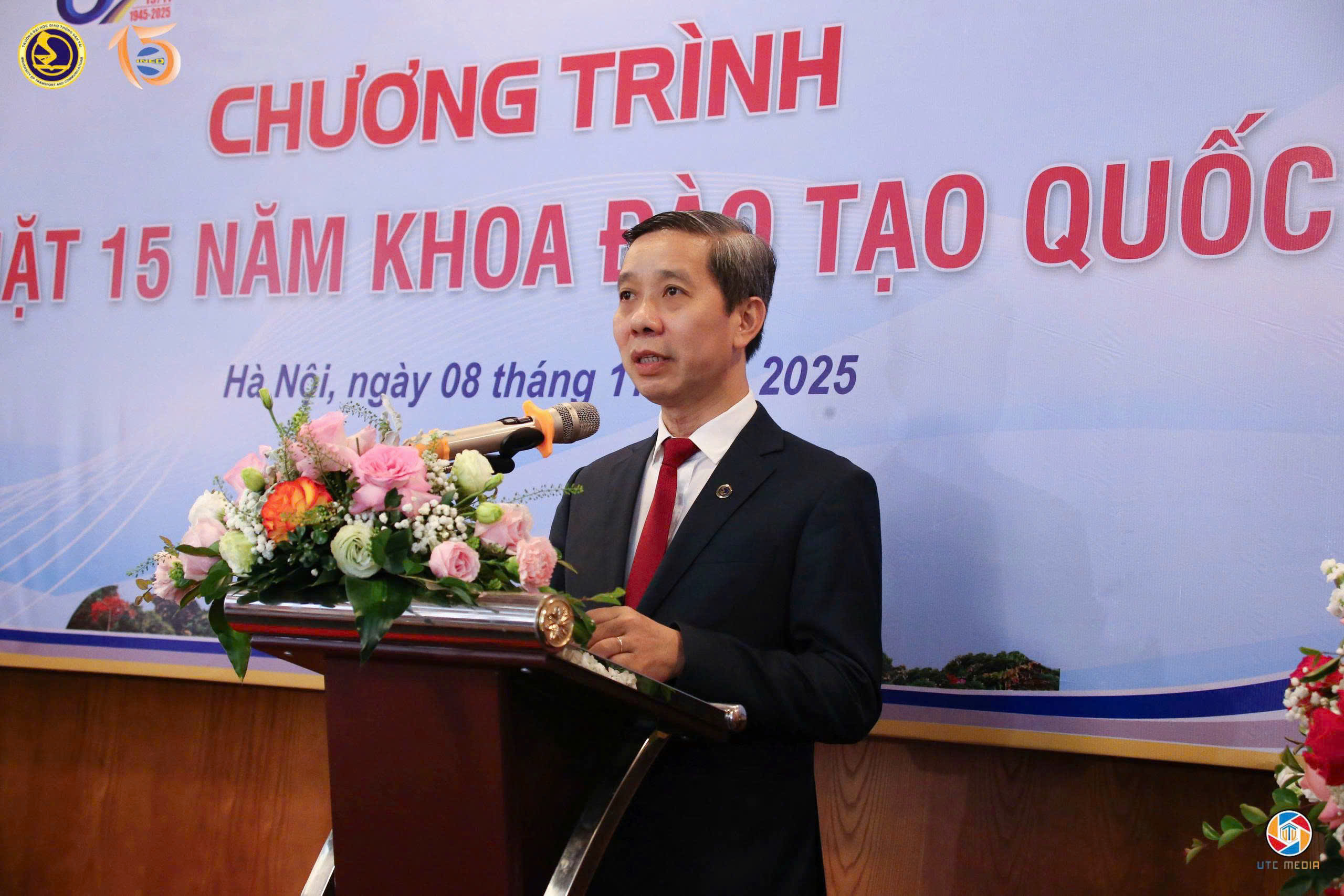 Khoa Đào tạo quốc tế cầu nối đưa sinh viên Việt Nam vươn ra thế giới- Ảnh 1. Khoa Đào tạo quốc tế cầu nối đưa sinh viên Việt Nam vươn ra thế giới- Ảnh 1.