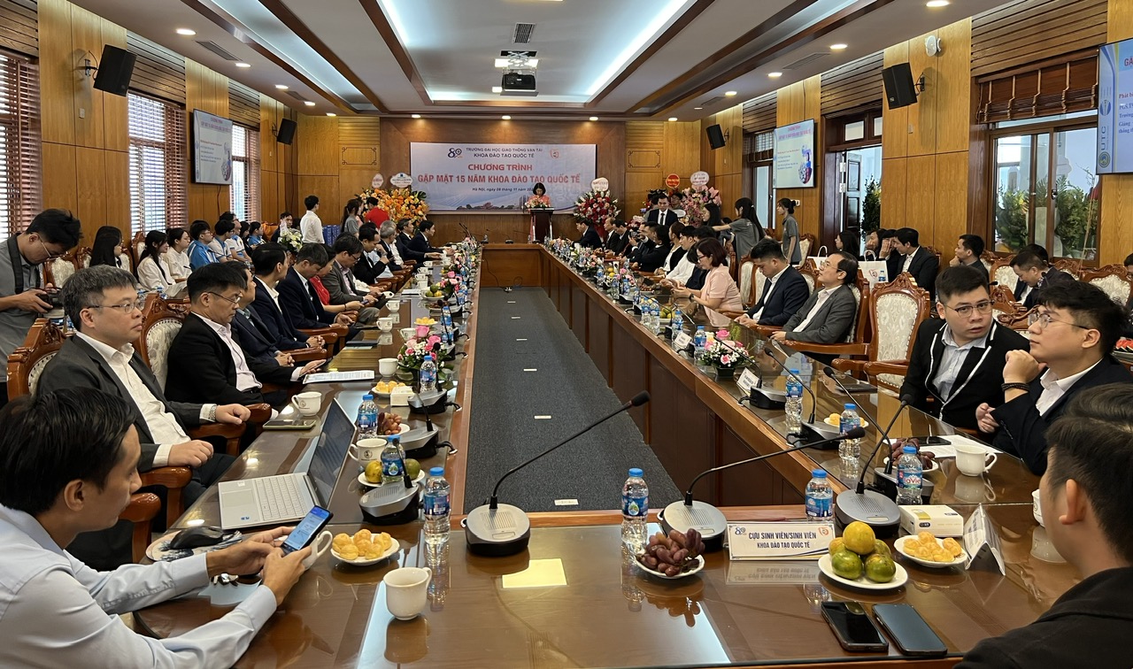 Khoa Đào tạo quốc tế cầu nối đưa sinh viên Việt Nam vươn ra thế giới- Ảnh 5. Khoa Đào tạo quốc tế cầu nối đưa sinh viên Việt Nam vươn ra thế giới- Ảnh 5.