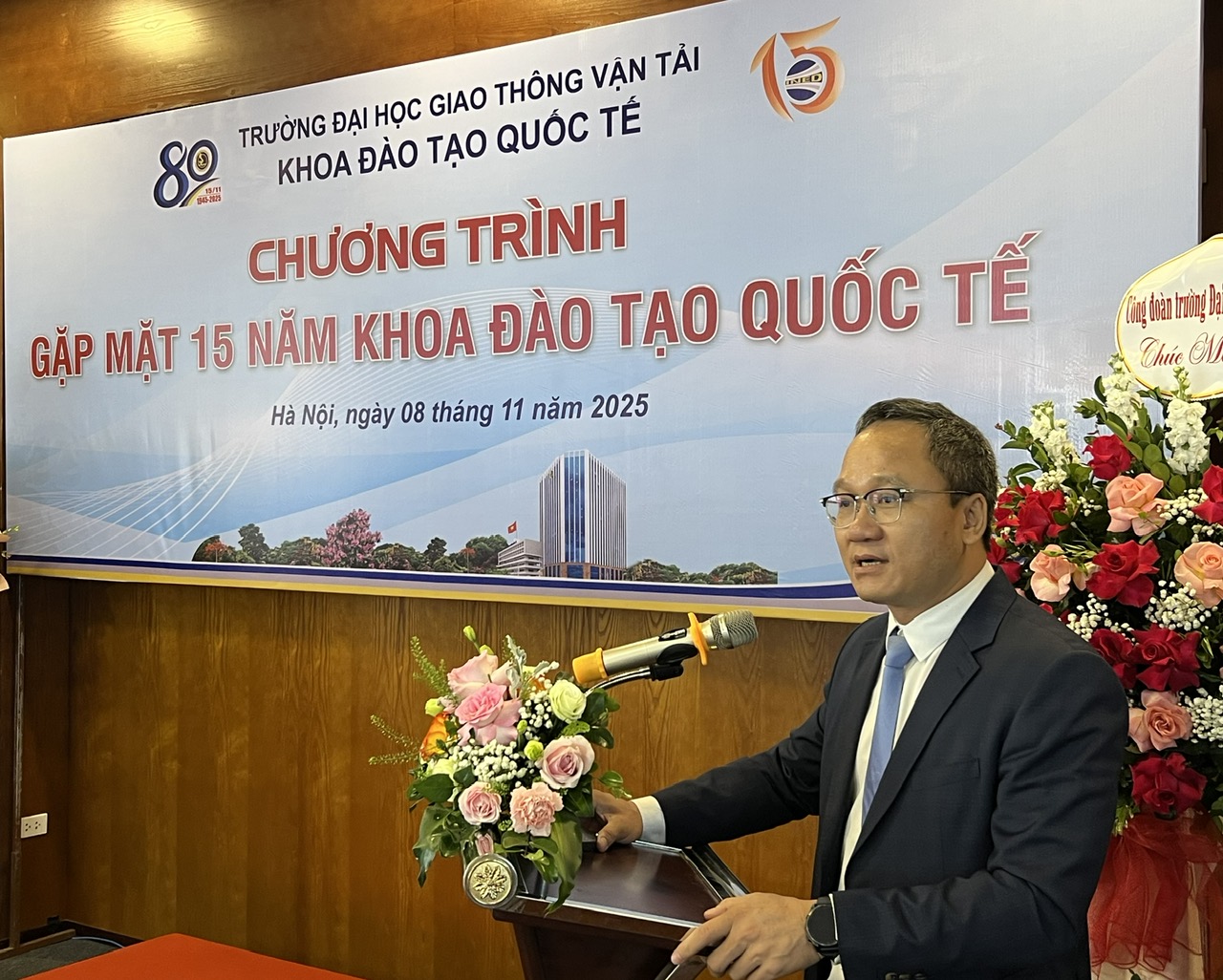 Khoa Đào tạo quốc tế cầu nối đưa sinh viên Việt Nam vươn ra thế giới- Ảnh 4. Khoa Đào tạo quốc tế cầu nối đưa sinh viên Việt Nam vươn ra thế giới- Ảnh 4.