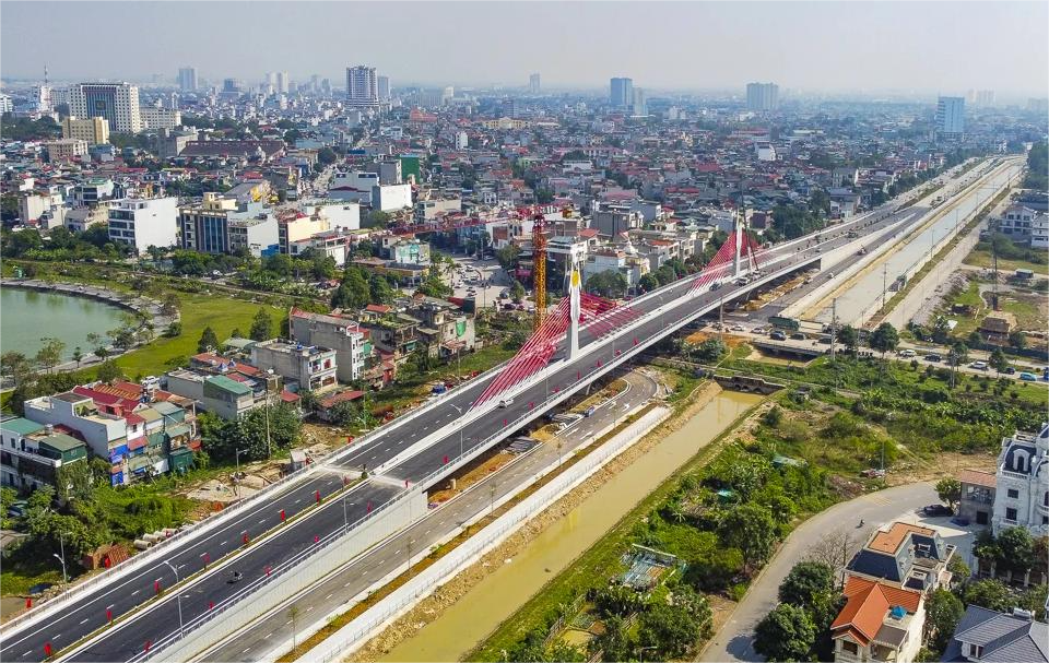 Thông xe kỹ thuật cầu dây văng đầu tiên vượt đường sắt Bắc - Nam tại Thanh Hóa - Ảnh 2.