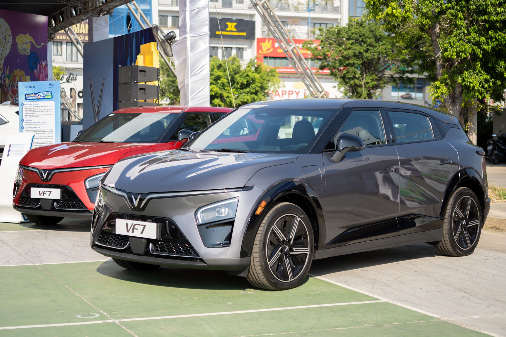 Vì sao VinFast VF 7 là lựa chọn hoàn hảo cho người cá tính?- Ảnh 2. Vì sao VinFast VF 7 là lựa chọn hoàn hảo cho người cá tính?- Ảnh 2.