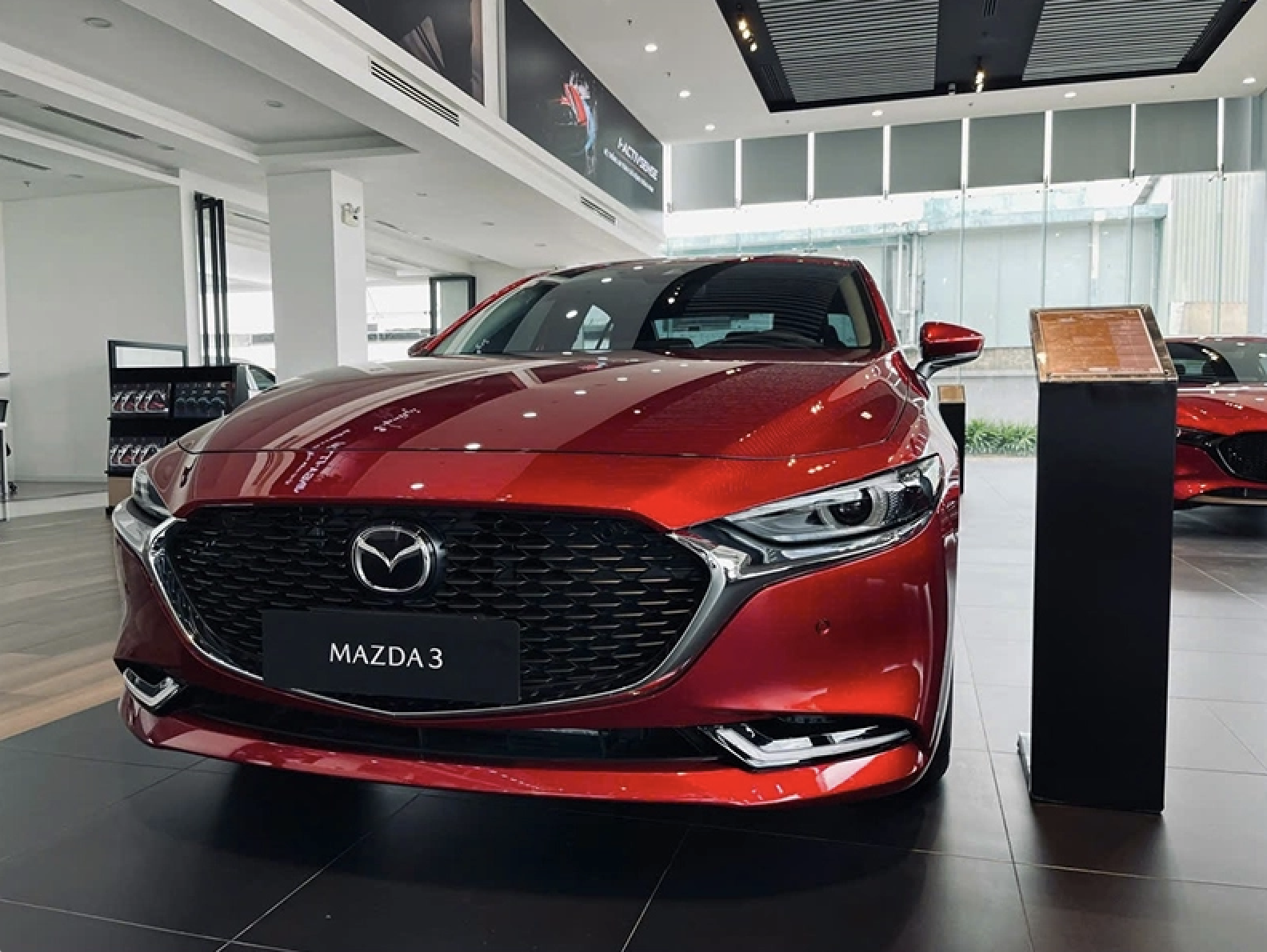 Giá xe Mazda 3 lăn bánh tháng 2/2025: Hấp dẫn hàng đầu phân khúc - Ảnh 1.