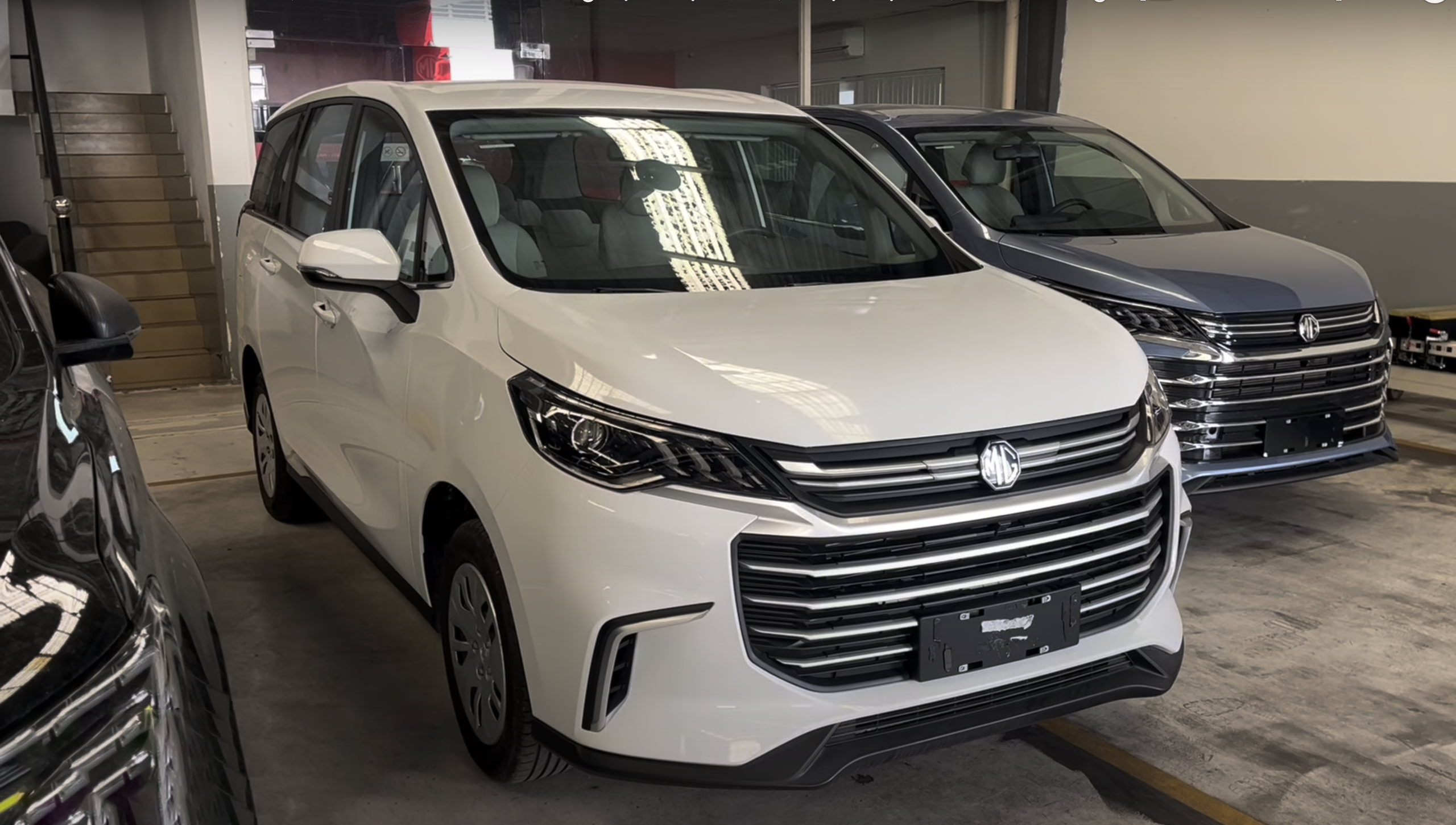 Cận cảnh MG G50 MT mới về đại lý Việt Nam: Giá hơn 500 triệu, to ngang Innova đấu Mitsubishi Xpander- Ảnh 1.