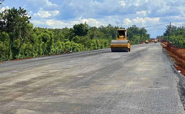 Đề nghị xử lý dứt điểm mặt bằng dự án đường tránh phía Đông TP. Buôn Ma Thuột - Ảnh 1.