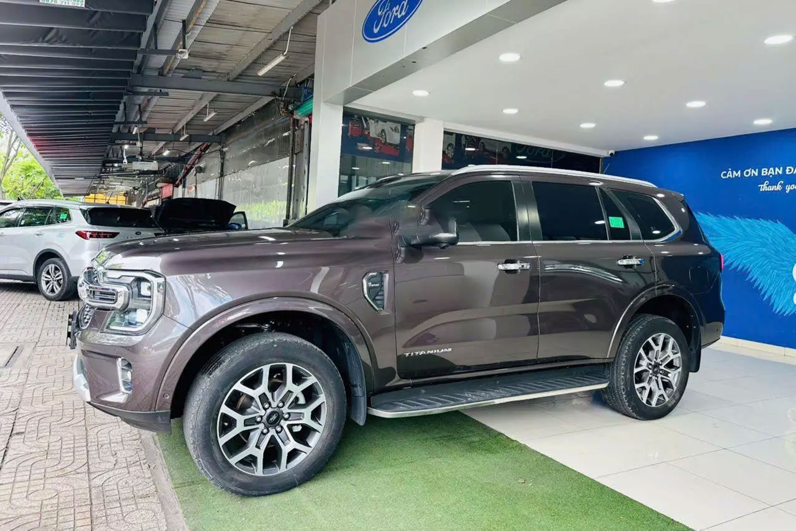 Sau 2 năm, Ford Everest bán lại giá ngỡ ngàng - Ảnh 1.