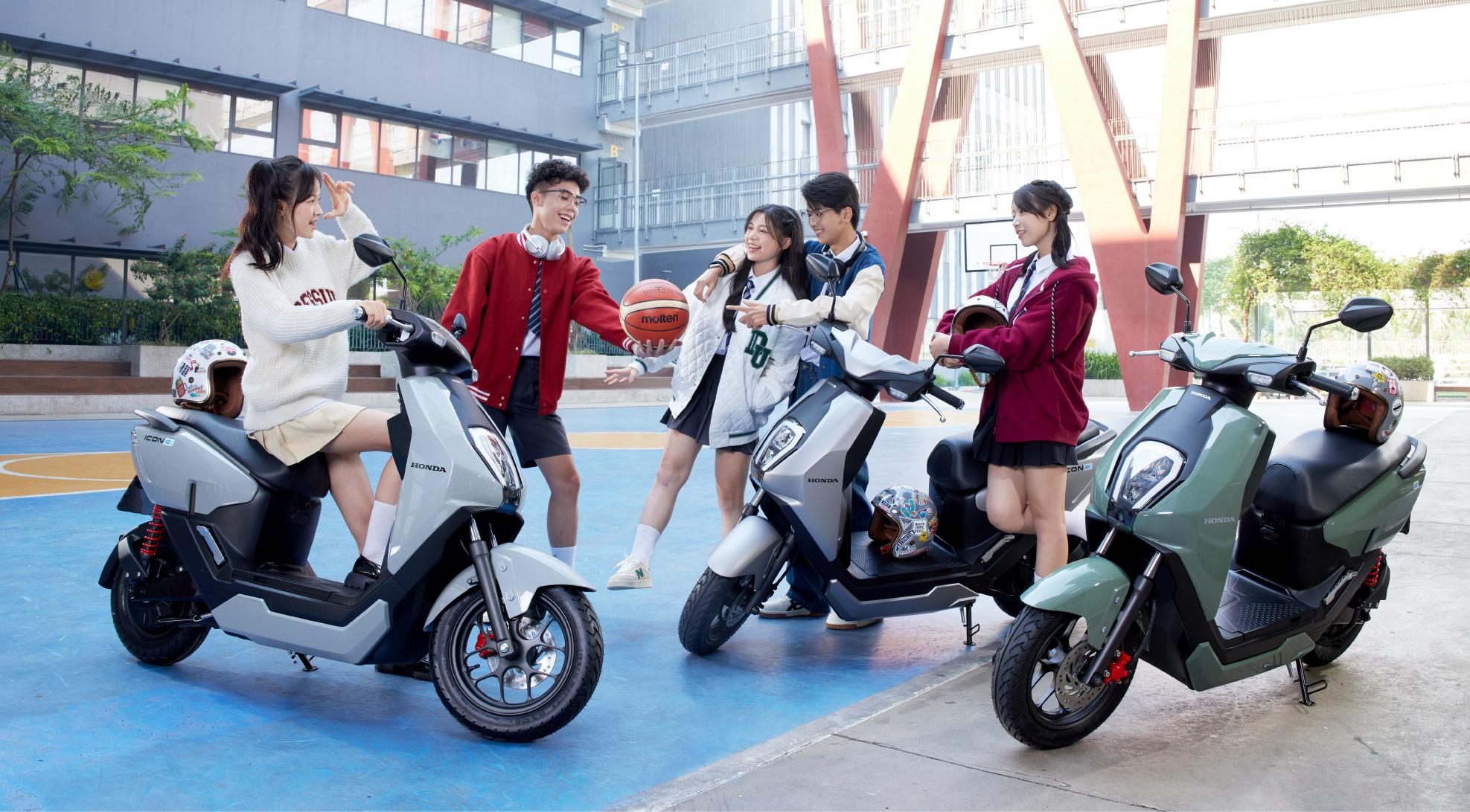 Ngoài VinFast còn những hãng nào đang bán xe máy điện ở Việt Nam? - Ảnh 2.
