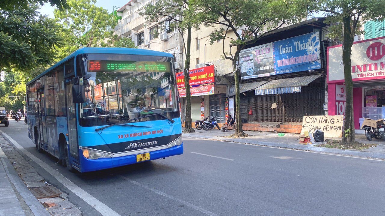 Tổng công ty Vận tải Hà Nội triển khai kế hoạch phục vụ hành khách bằng xe buýt dịp 2/9 - Ảnh 1.
