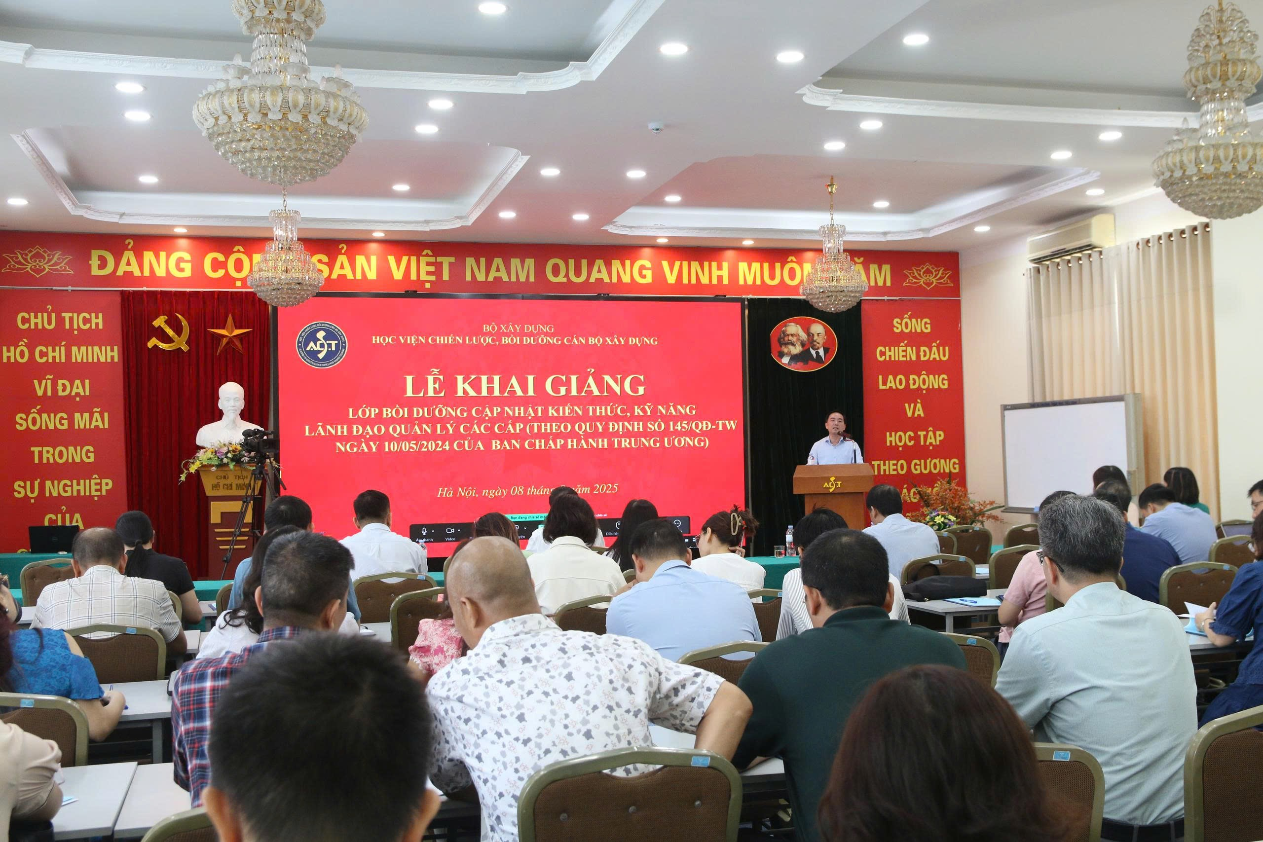 Khai giảng lớp bồi dưỡng cập nhật kiến thức, kỹ năng lãnh đạo các cấp - Ảnh 1.