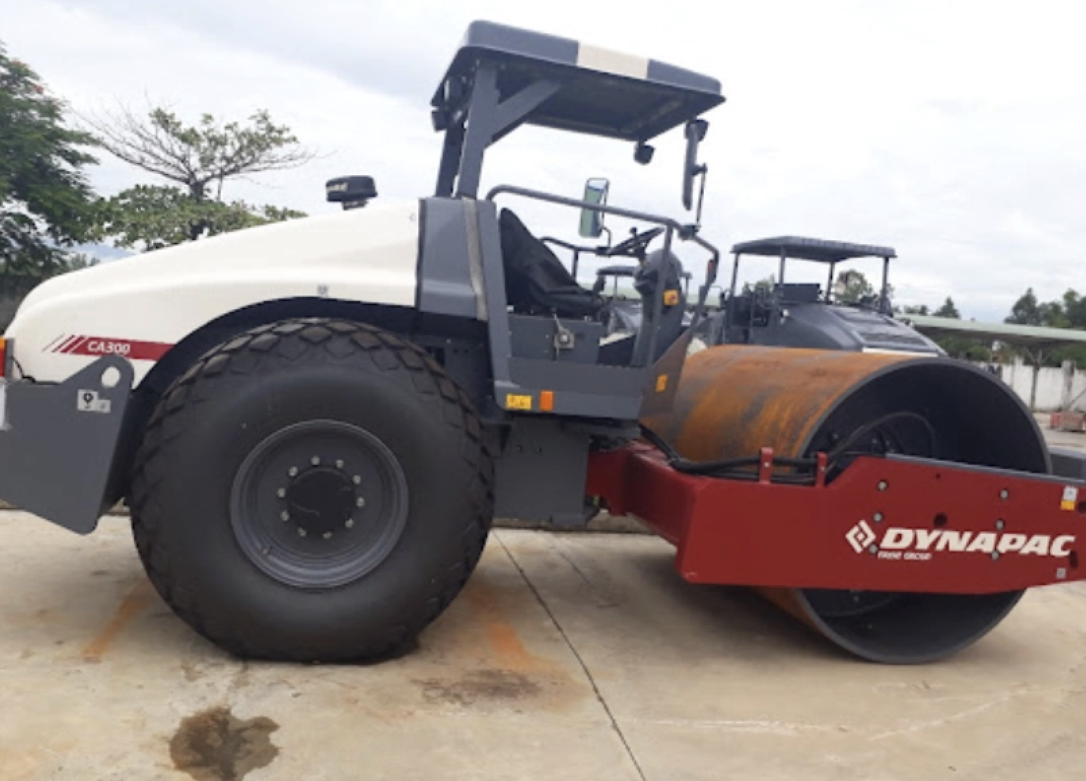 Tuân thủ nguyên tắc vận hành xe lu DYNAPAC - Ảnh 2.