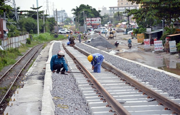 Tập trung hoàn thành các dự án đường sắt trong năm 2025 - Ảnh 1.