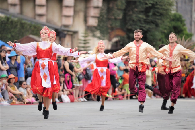 carnaval yen tiec vua mat troi ba na hills (10)