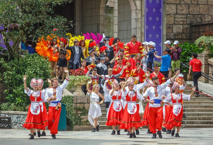 carnaval yen tiec vua mat troi ba na hills (6)