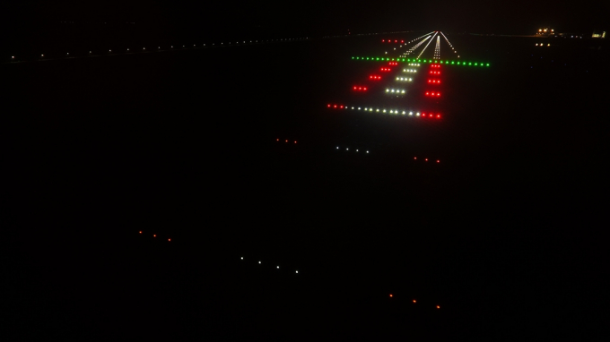Hệ thống dẫn đường sân bay đêm CHK Vân Đồn (2)