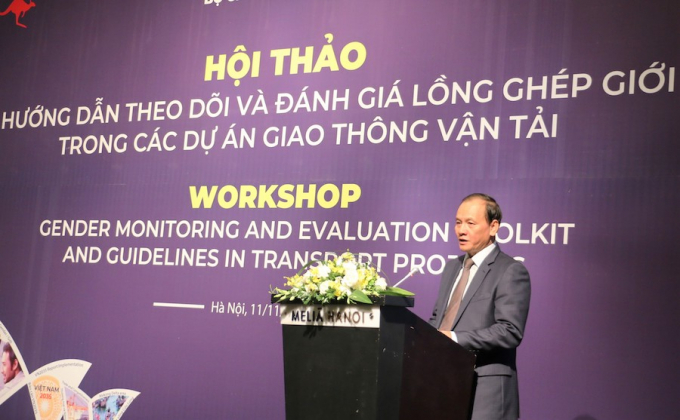 Thu truong Bo GTVT Nguyen Nhat khai mac hoi thao