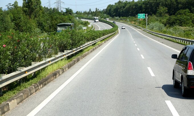Dự án cao tốc Tuyên Quang - Phú Thọ kết nối với cao tốc Nội Bài - Lào Cai được điều chỉnh tổng mức đầu tư lên hơn 3.712 tỷ đồng (trong ảnh: cao tốc Nội Bài - Lào Cai). Ảnh: Lê Tiên