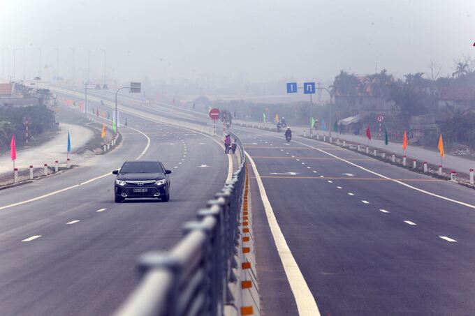 Dự án tuyến đường bộ nối cao tốc Hà Nội-Hải Phòng với cao tốc Cầu Giẽ-Ninh Bình (Sở GTVT Hà Nam) được giao kế hoạch năm 2022 là 230 tỷ đồng nhưng đến nay vẫn chưa giải ngân được đồng nào