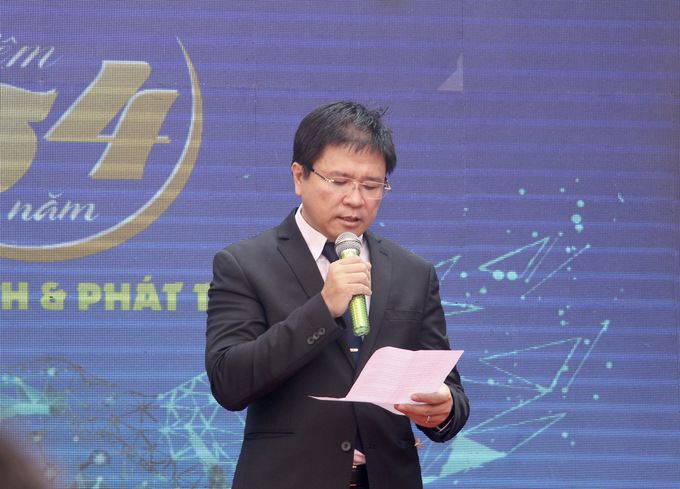 Ông Nguyễn Xuân Phương, Quyền Hiệu trưởng nhà trường chia sẻ và gửi lời cám ơn đến sự đồng hành của các doanh nghiệp