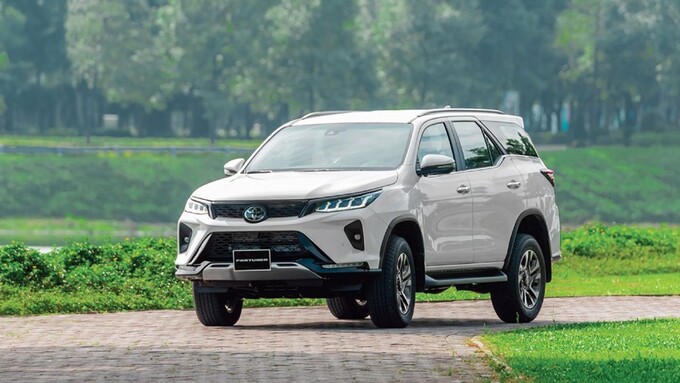Toyota Fortuner sắp có thêm phiên bản mild hybrid tiết kiệm nhiên liệu

