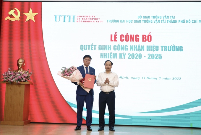Ông Nguyễn Xuân Phương chính thức trở thành Hiệu trưởng trường Đại học GTVT TPHCM