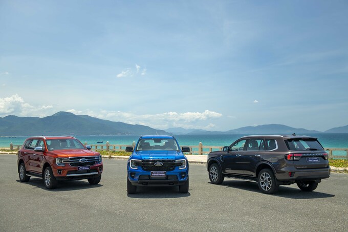 Tại thị trường Việt Nam,Ford Everest sẽ có 4 phiên bản.