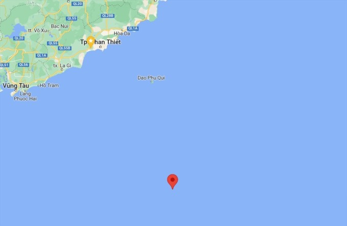 Vị trí tàu mất tín hiệu (chấm đỏ) cách cảng Phan Thiết 126 hải lý (khoảng 233 km). Ảnh: Google maps

