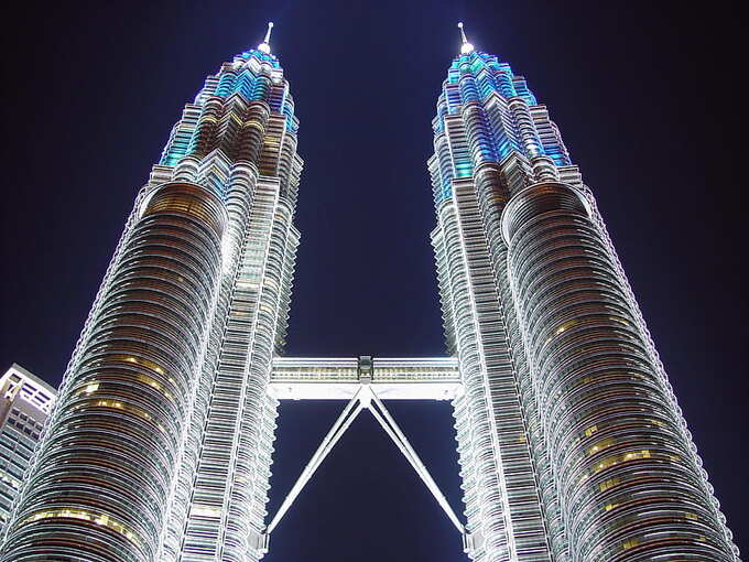 Tòa tháp đôi Petronas Twin Towers - công trình để đời của Cesar Pelli