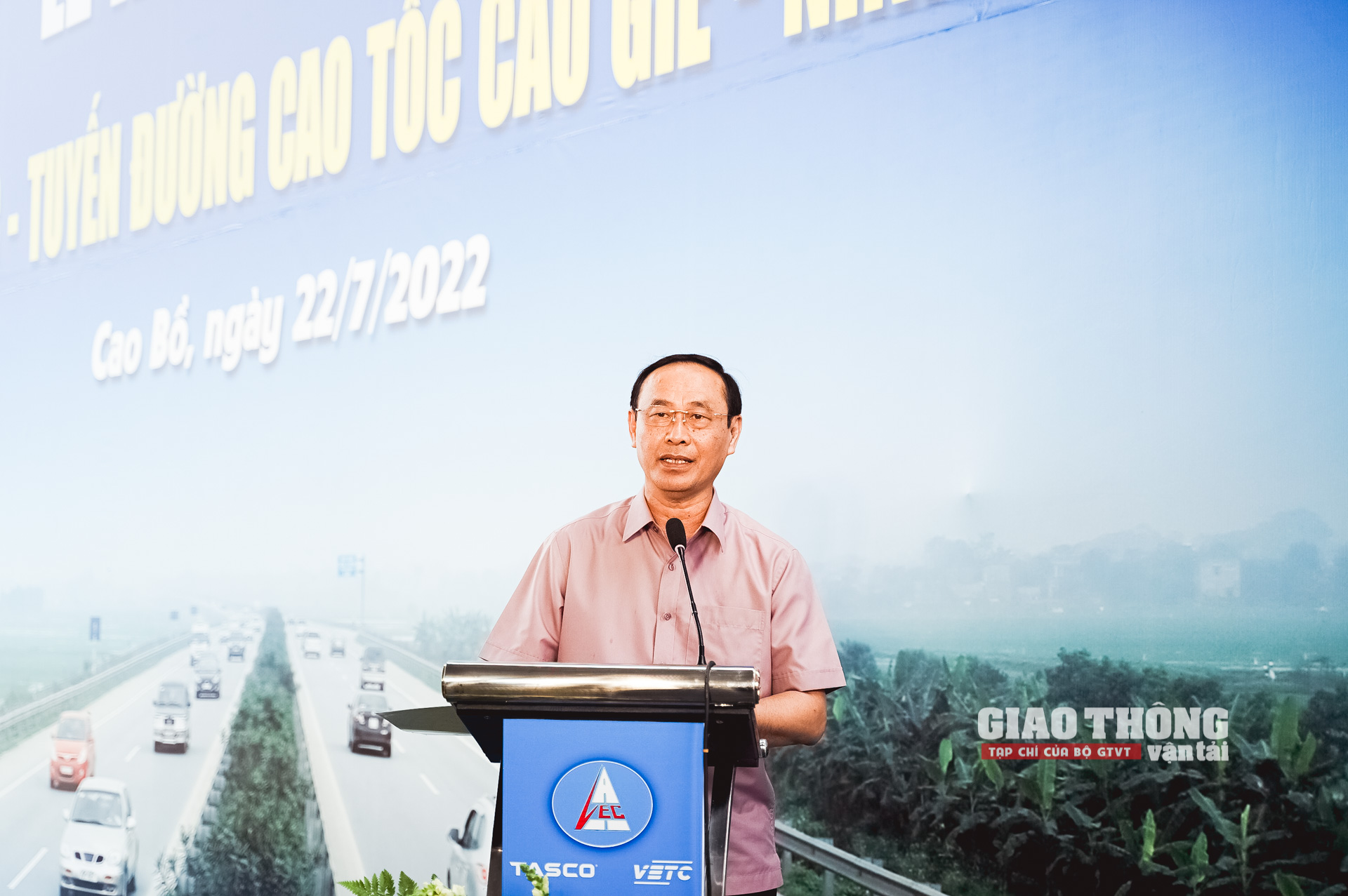 Thứ trưởng Bộ GTVT Lê Đình Thọ phát biểu tại buổi lễ