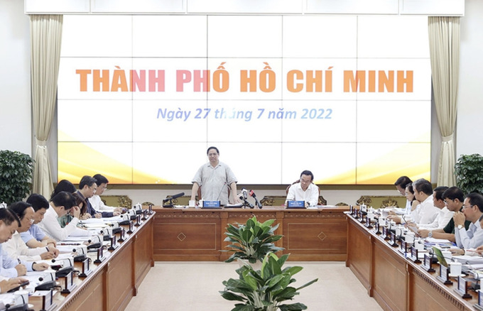 Thủ tướng Phạm Minh Chính đề nghị TP.HCM tập trung làm rõ ách tắc đang gặp phải và đề xuất giải pháp để đảm bảo tiến độ dự án đường Vành đai 3.