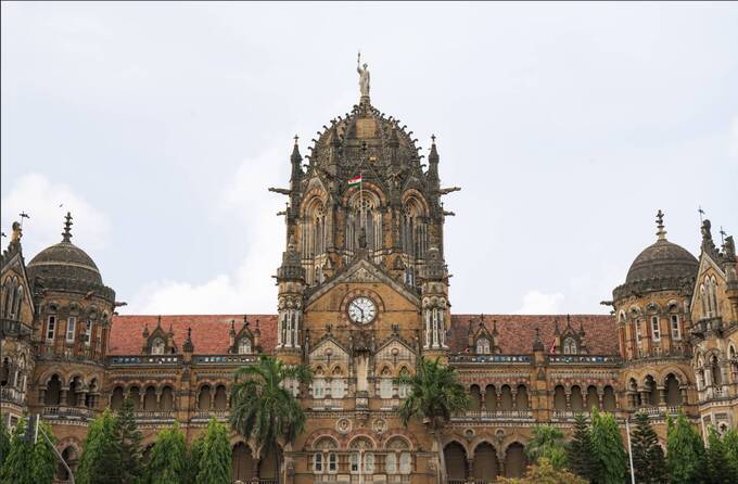 Chhatrapati Shivaji Maharaj Terminus (Ga xe lửa Chhatrapati Shivaji) trước đây gọi là Ga xe lửa Victoria, là ga đường sắt lịch sử và là Di sản thế giới của UNESCO nằm ở thành phố Mumbai, bang Maharashtra, miền Tây Ấn Độ