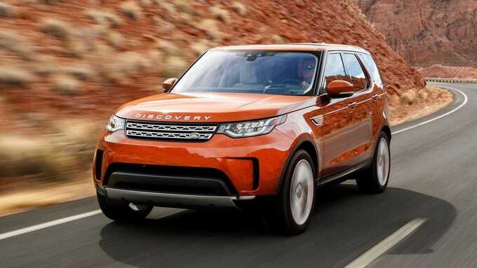  Land Rover cho biết Discovery phiên bản mới sẽ được hãng nâng cấp theo hướng sang trọng vào cao cấp hơn và trở thành “chiếc xe gia đình đích thực”.