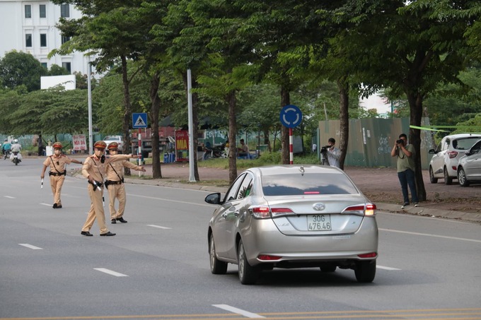 Thêm 1 ô tô chạy quá tốc độ trên đường Cienco5 qua địa bàn quận Hà Đông (Hà Nội) 