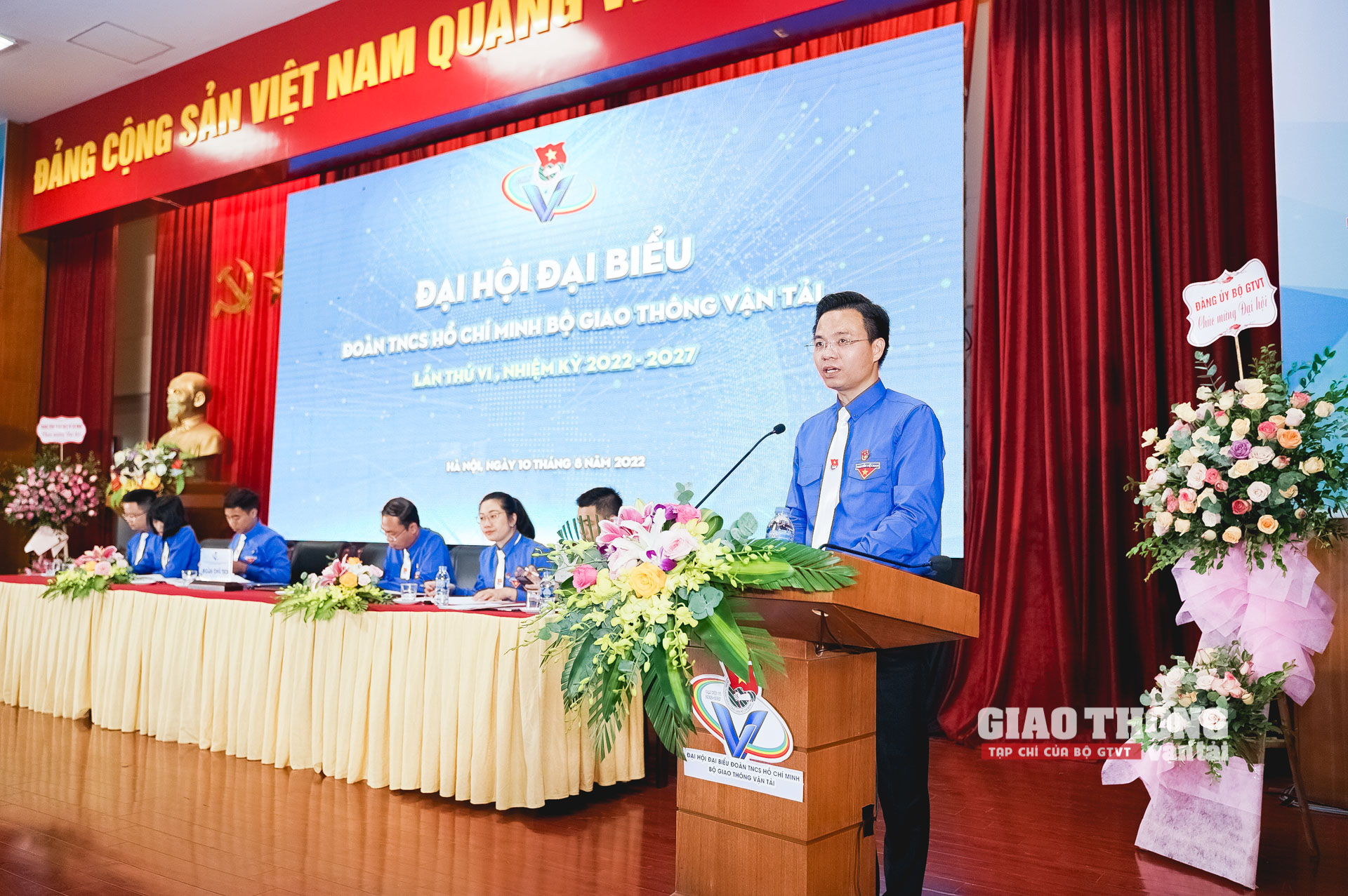 Bí thư Đoàn Thanh niên Bộ GTVT Nguyễn Thành Tưởng phát biểu khai mạc Đại hội