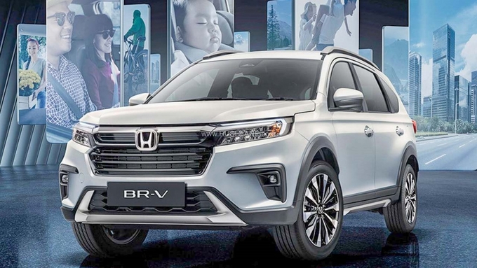 Brio vừa bị “khai tử” tại Việt Nam thì Honda đã “đền” ngay khách hàng mẫu MPV cỡ nhỏ BR-V, nhập khẩu từ Indonesia 