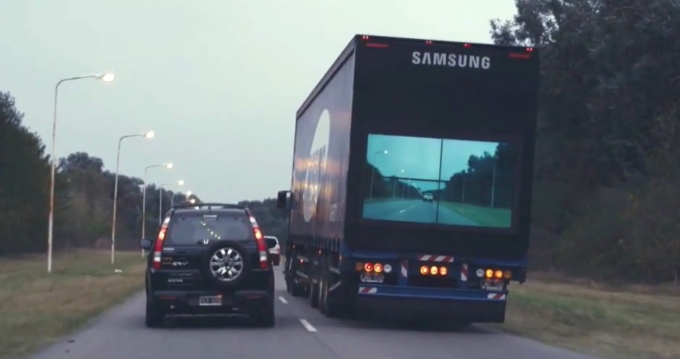 3067003_Samsung-Safety-Truck