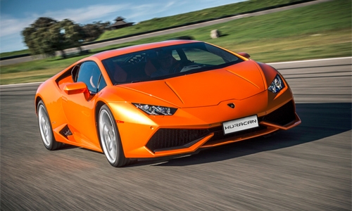 lamborghini-huracan-2016--nang-cap-nhe-gia-tu-1820