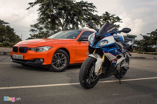 Giá bán BMW S1000RR 2019 công bố ở mức tương đương 400 triệu đồng Motosaigon