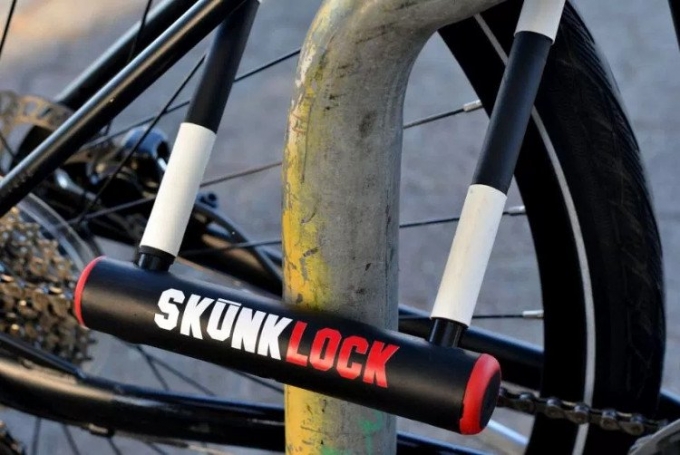 o-khoa-skunklock