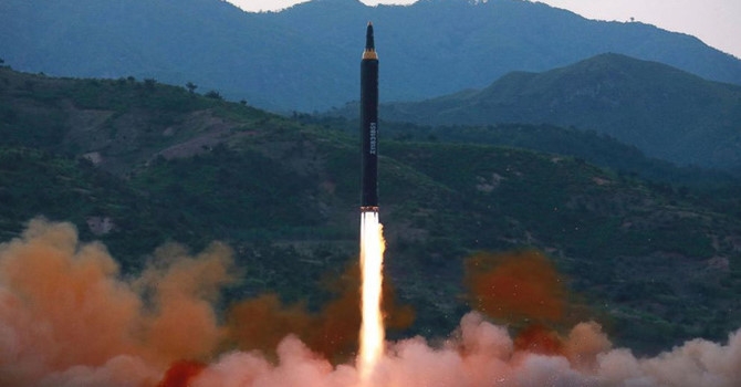 ap-north-korea-missile-2-jt-170515-4x3-992-1495818