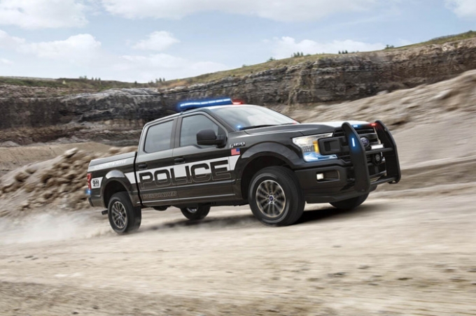xedoisong_ford_f_150_police_responder_2018_h1_sxic